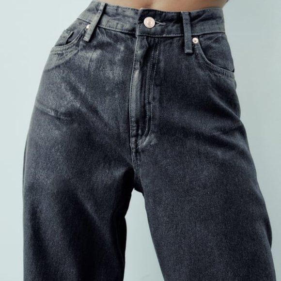 ZARA MID RISE LOOSE FIT FOIL JEANS - Picture 8 of 10